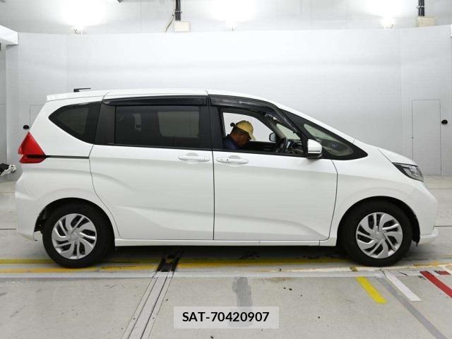 Honda FREED 2021 8683720-3