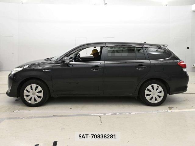 Toyota COROLLA FIELDER 2017 8893133-4