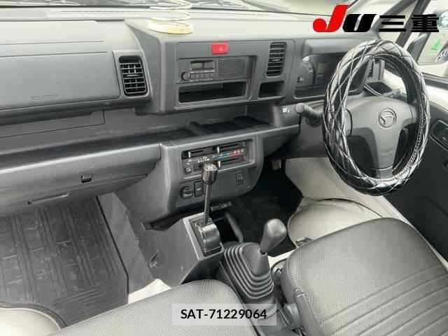 Daihatsu HIJET TRUCK 2020 8862898-8