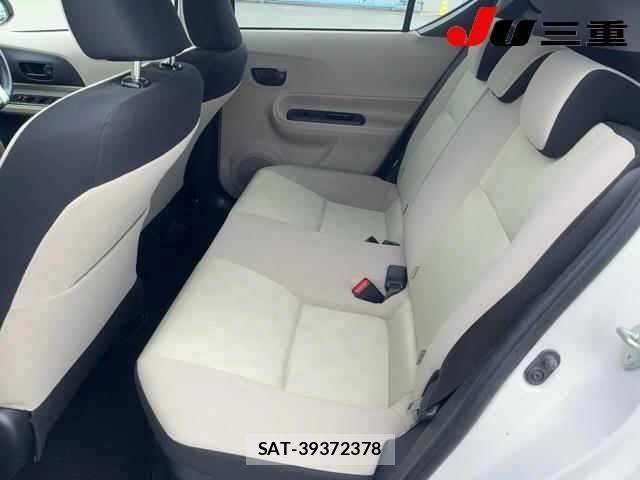 Toyota AQUA 2012 8682951-10