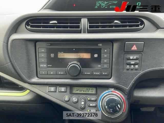 Toyota AQUA 2012 8682951-11