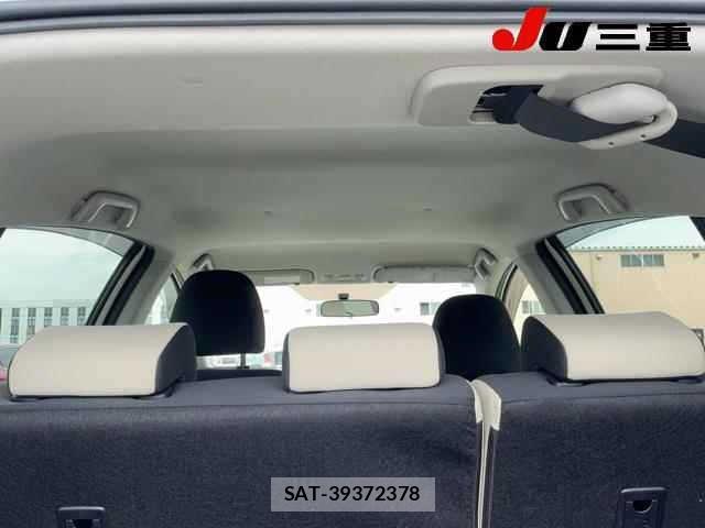 Toyota AQUA 2012 8682951-12