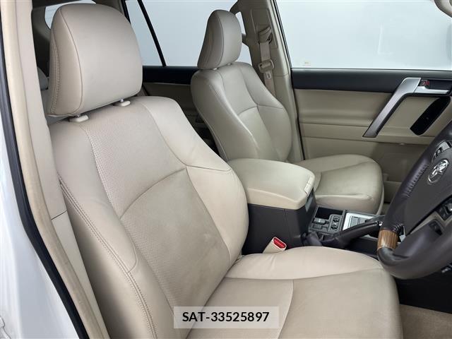 Toyota LAND CRUISER PRADO 2018 8907347-3
