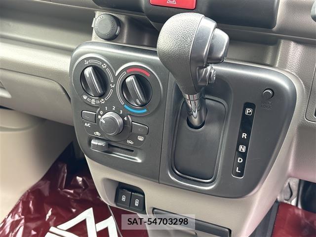 Suzuki EVERY 2024 8927929-8