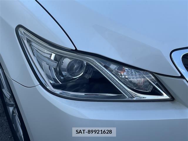 Toyota CROWN 2015 8680525-11