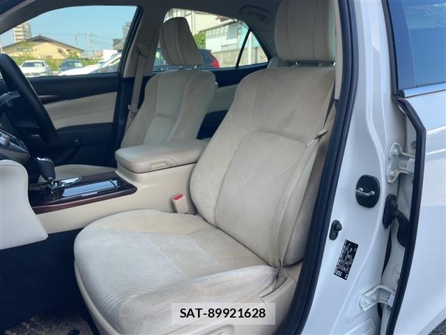 Toyota CROWN 2015 8680525-8