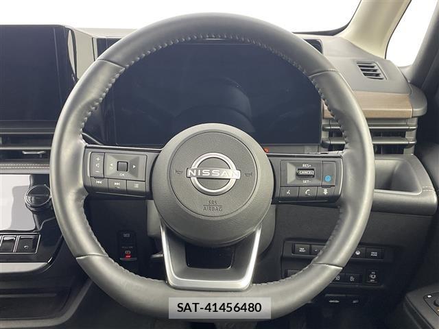 Nissan SERENA 2024 8926028-1