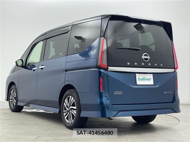 Nissan SERENA 2024 8926028-13