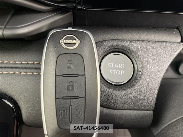 Nissan SERENA 2024 8926028-9