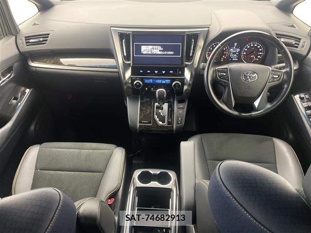 Toyota VELLFIRE 2016 8905000-14