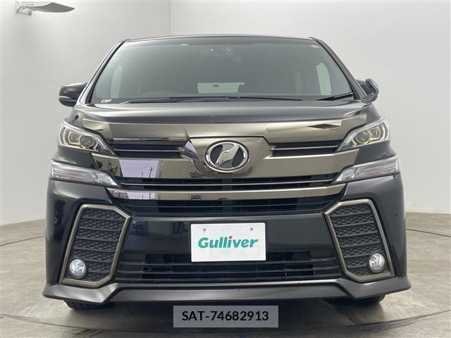 Toyota VELLFIRE 2016 8905000-2