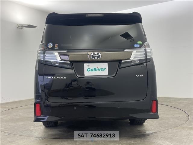 Toyota VELLFIRE 2016 8905000-4