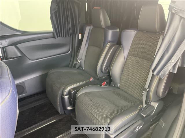 Toyota VELLFIRE 2016 8905000-9