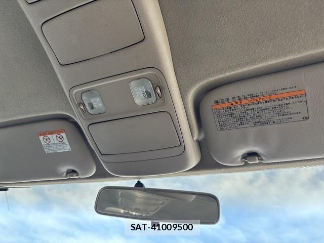 Toyota LAND CRUISER 2001 8667477-7