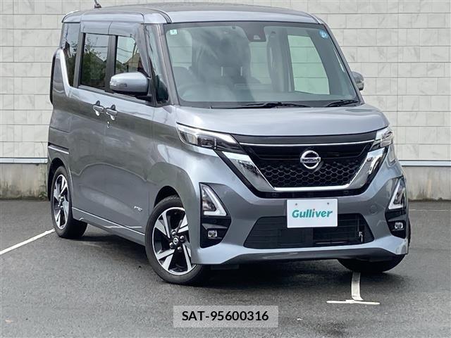 Nissan ROOX 2022 8902771-0