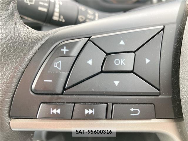 Nissan ROOX 2022 8902771-1