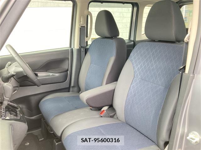 Nissan ROOX 2022 8902771-6