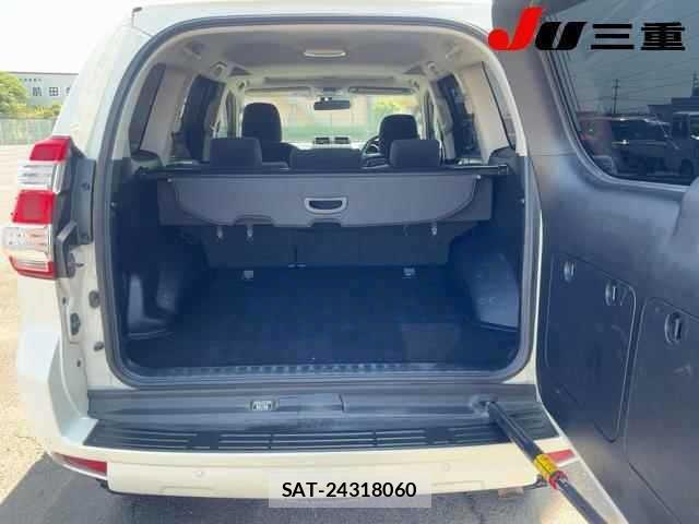 Toyota LAND CRUISER PRADO 2016 8676512-7
