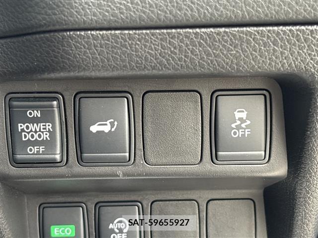 Nissan X-TRAIL 2018 8929097-12