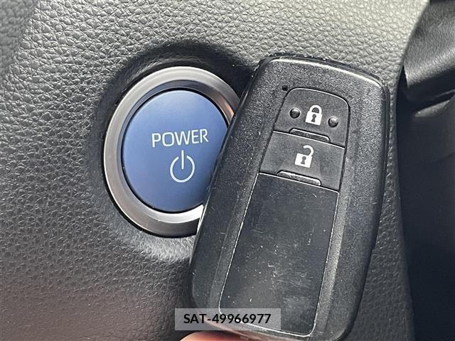 Toyota COROLLA TOURING 2020 8909776-1