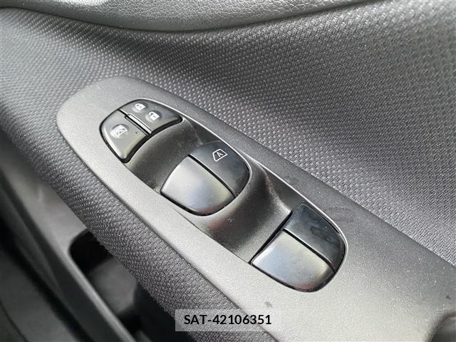 Nissan SERENA 2015 8926040-10