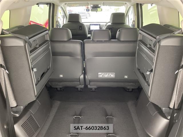 Honda FREED 2024 8684449-11