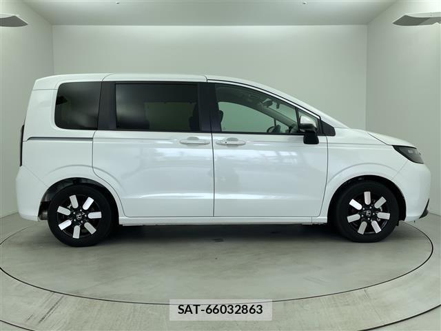 Honda FREED 2024 8684449-22