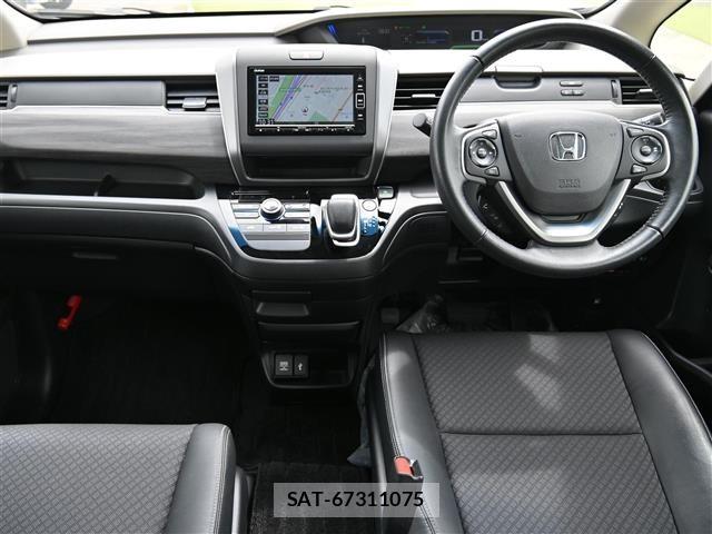 Honda FREED 2022 8684450-15