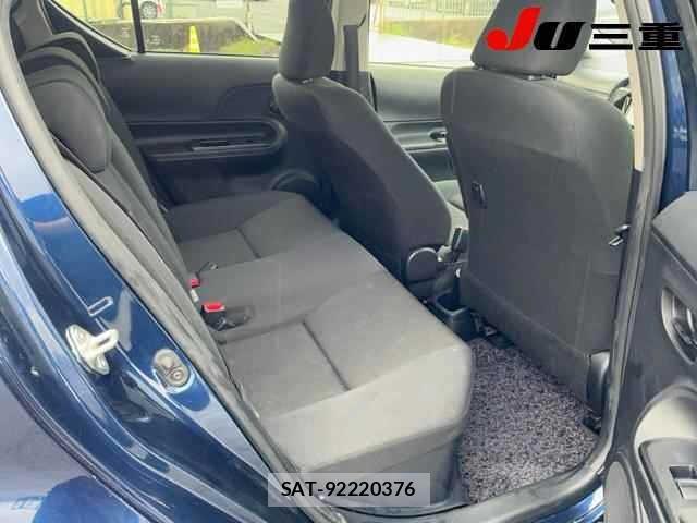 Toyota AQUA 2016 8862352-5