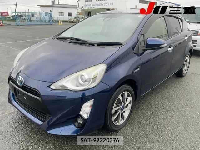 Toyota AQUA 2016 8862352-9