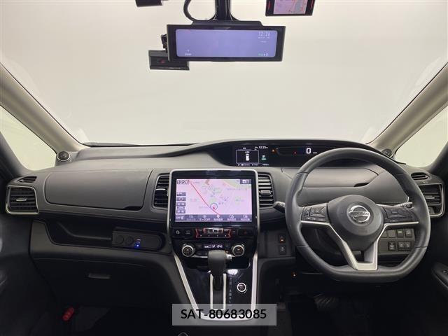 Nissan SERENA 2016 8926041-10