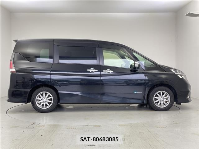 Nissan SERENA 2016 8926041-7