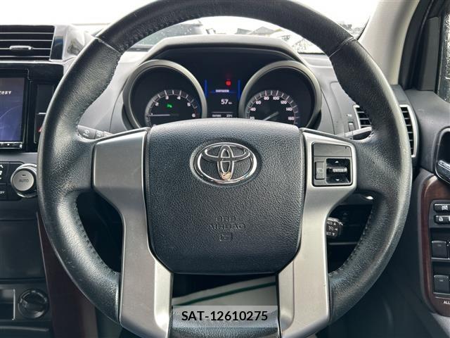 Toyota LAND CRUISER PRADO 2016 8907348-7
