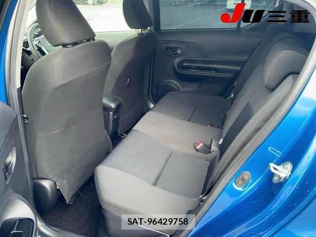 Toyota AQUA 2016 8862353-10