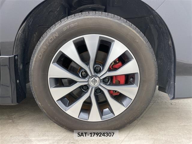 Nissan SERENA 2017 8926056-10