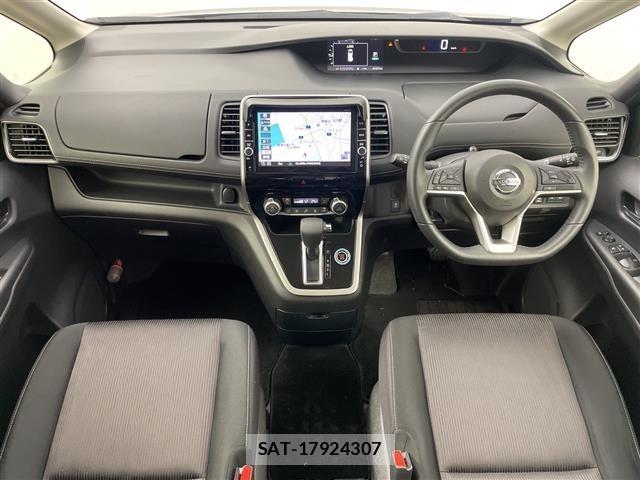 Nissan SERENA 2017 8926056-14