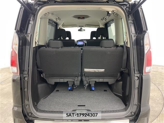 Nissan SERENA 2017 8926056-9