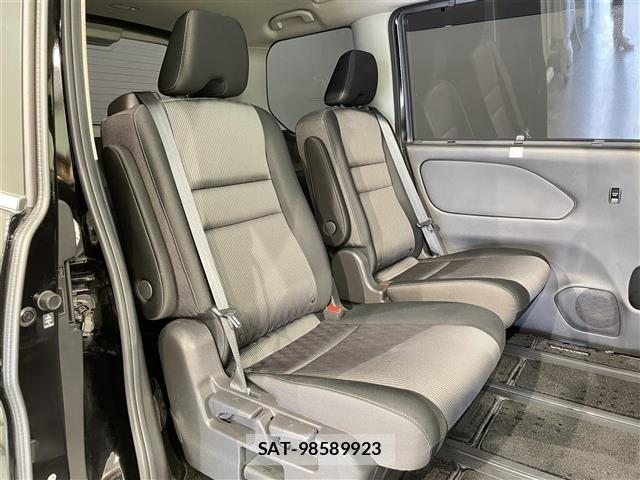 Nissan SERENA 2022 8671599-10