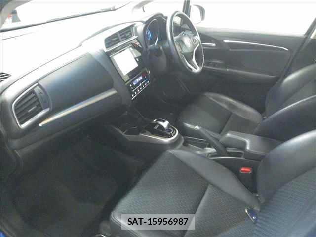 Honda FIT 2013 8703426-3