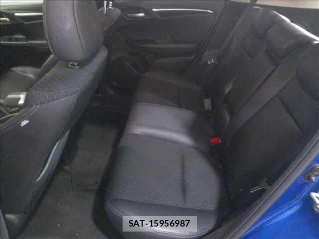 Honda FIT 2013 8703426-6