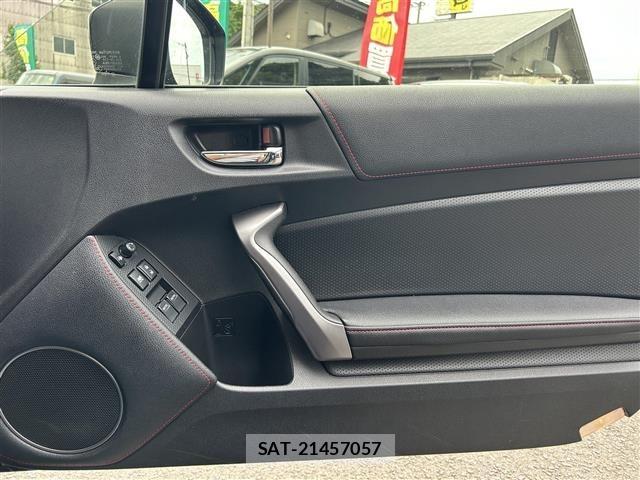 Toyota 86 2013 8891965-11