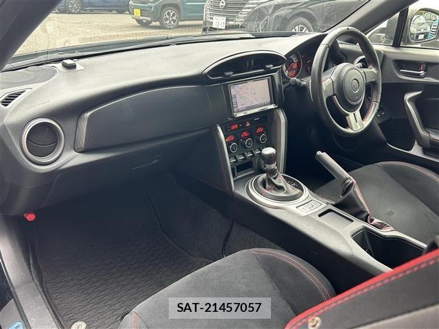 Toyota 86 2013 8891965-21