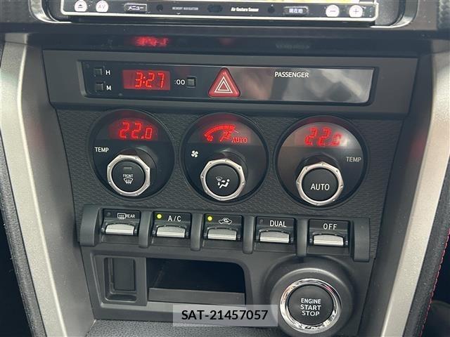 Toyota 86 2013 8891965-22