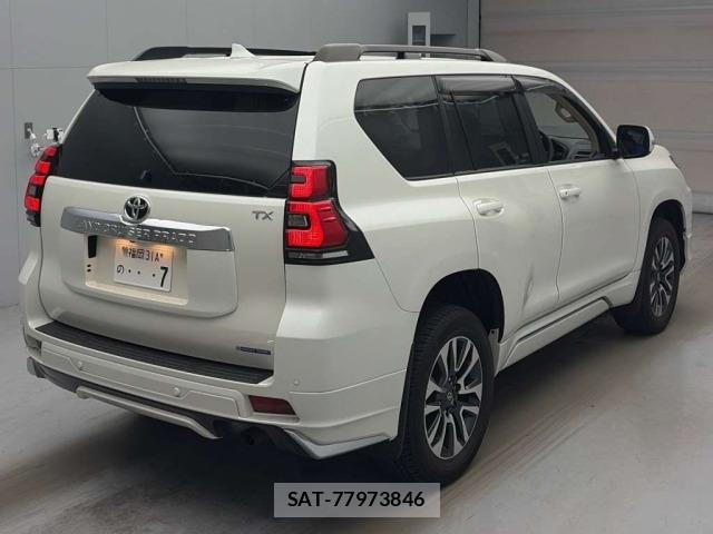 Toyota LAND CRUISER PRADO 2023 8774176-1