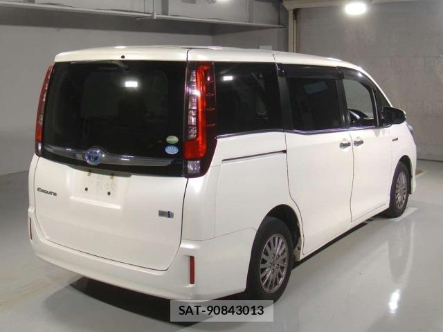 Toyota ESQUIRE 2015 8692543-1