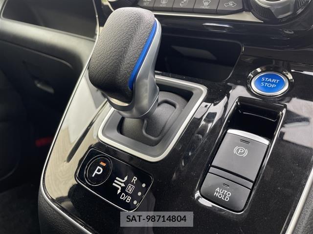 Nissan SERENA 2021 8926064-10