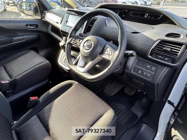 Nissan SERENA 2017 8926065-12