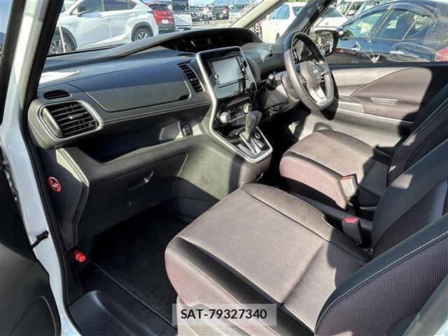 Nissan SERENA 2017 8926065-2