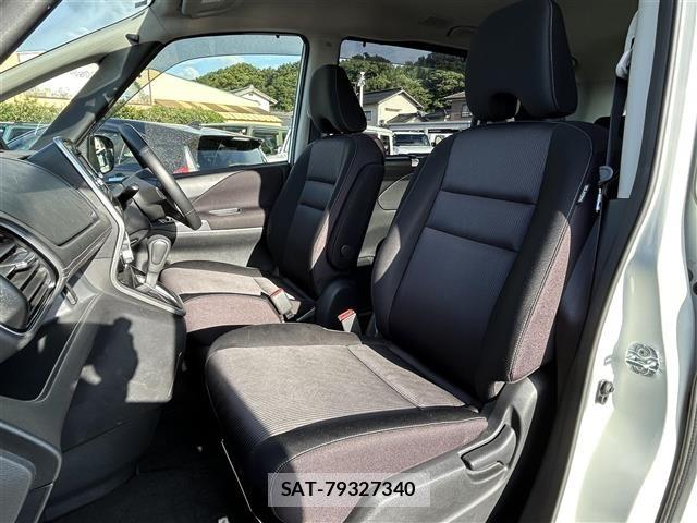 Nissan SERENA 2017 8926065-4