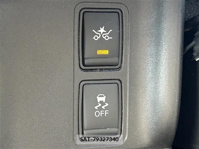 Nissan SERENA 2017 8926065-9